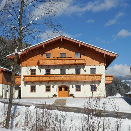 Gollehenhof Apartment Sankt Johann im Pongau Exterior photo